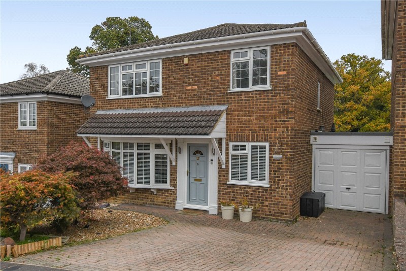 McCarthy Way, Finchampstead, Wokingham, Berkshire, RG40