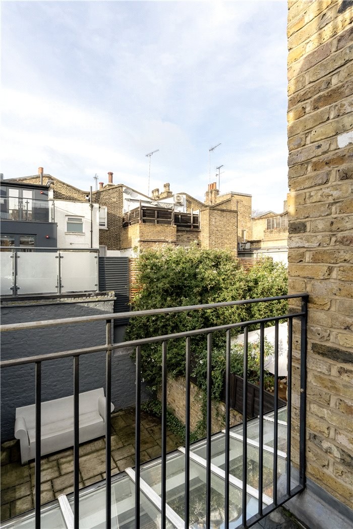 Donne Place, London, SW3