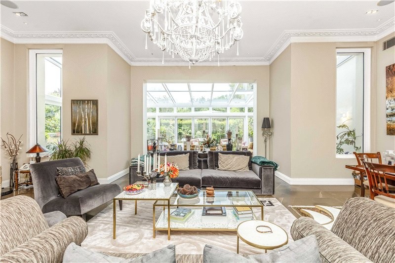 Castelnau, London, SW13