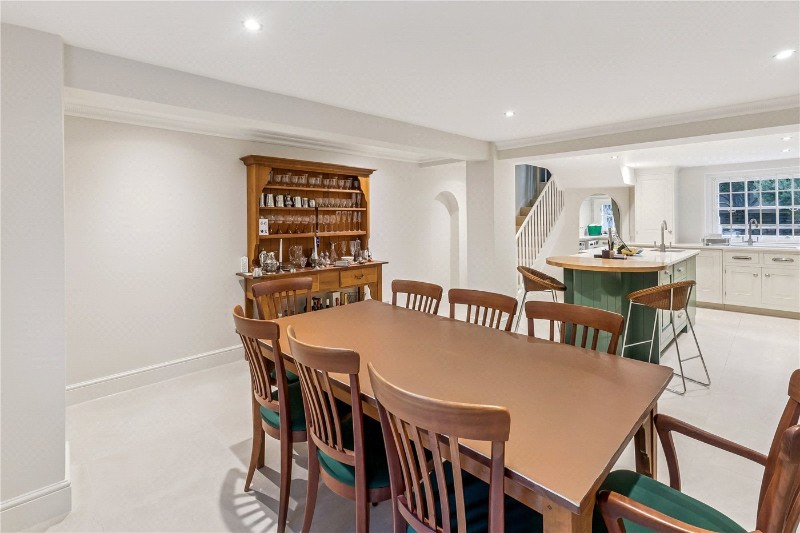 Chepstow Road, London, W2