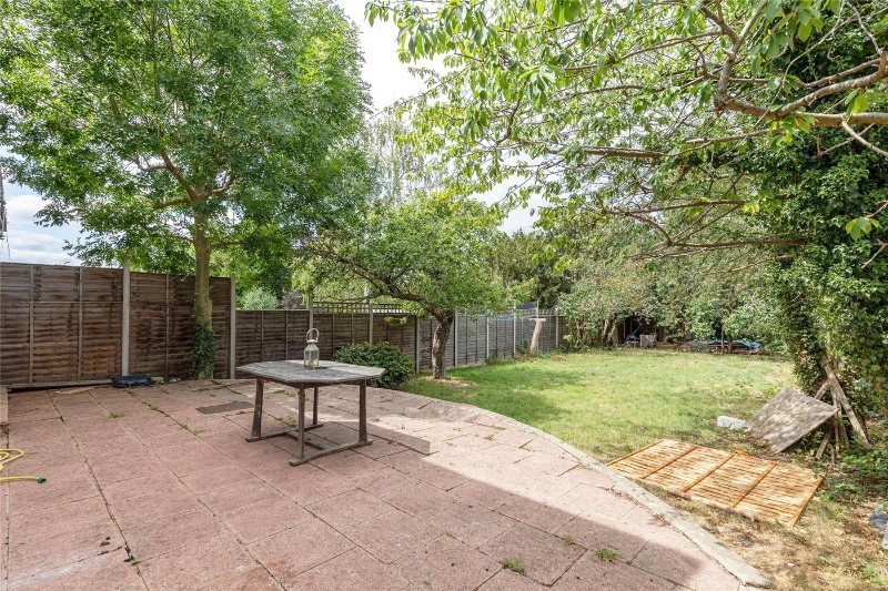 Briar Avenue, London, SW16