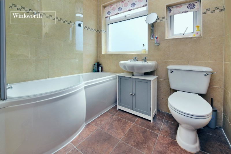 Frogmore Gardens, Cheam, Sutton, SM3