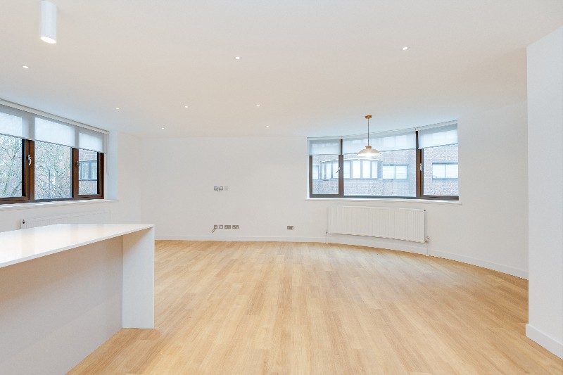 Queens Court, Finchley Road, St John&#39;s Wood, London, NW8