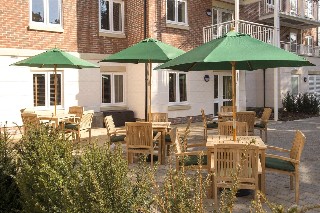 Bath Road, Devizes, Wiltshire, SN10