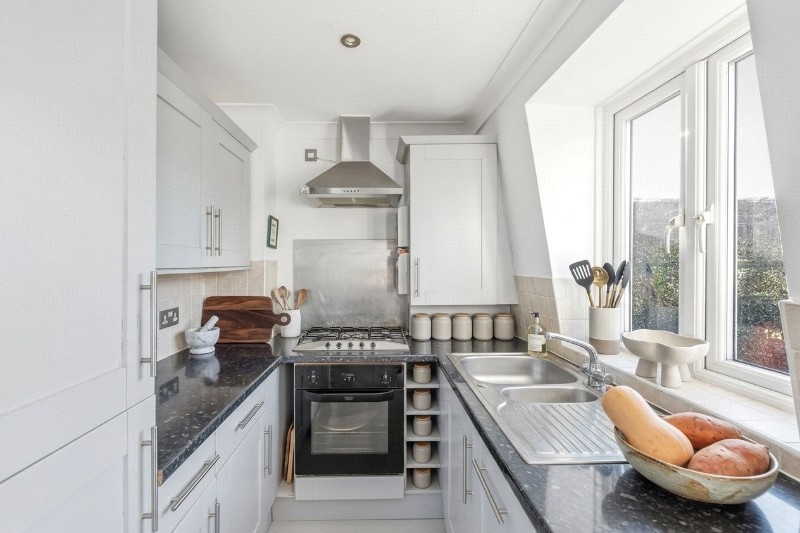 Springdale Road, London, N16