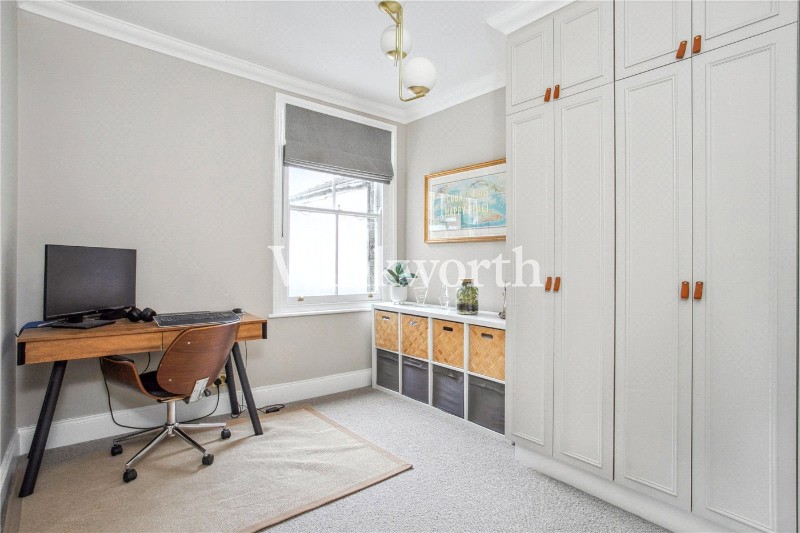 Woodside Gardens, London, N17