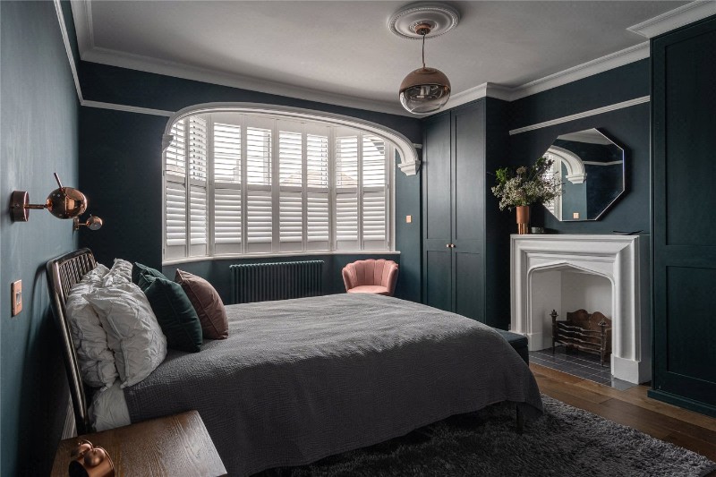 Norbury Crescent, London, SW16