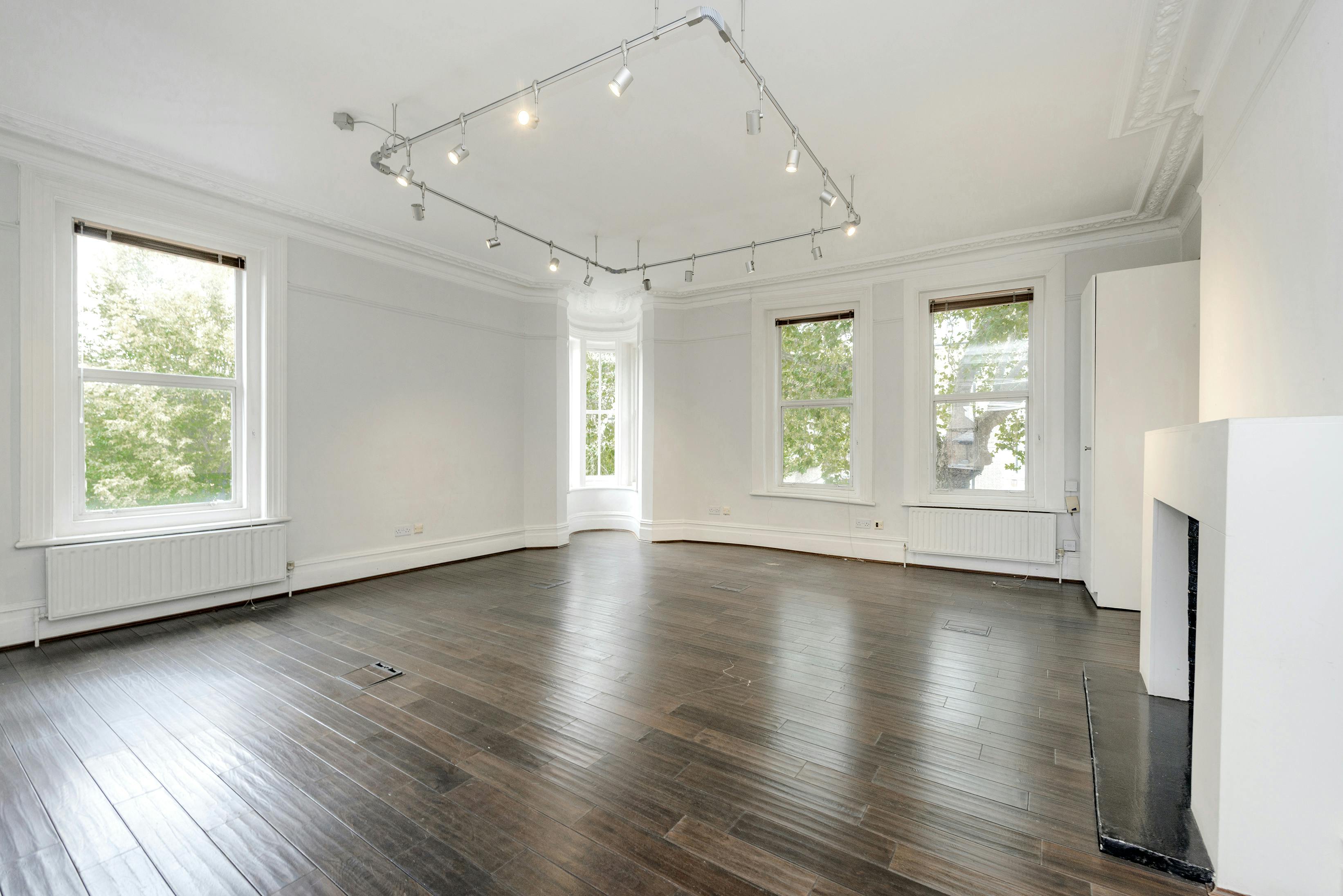 Rosslyn Hill, Hampstead Heath, London, NW3