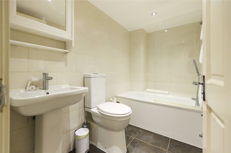 Mildenhall Road, London, E5