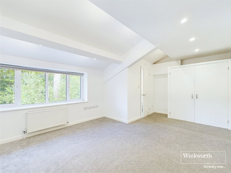New Mill Road, Finchampstead, Wokingham, Berkshire, RG40