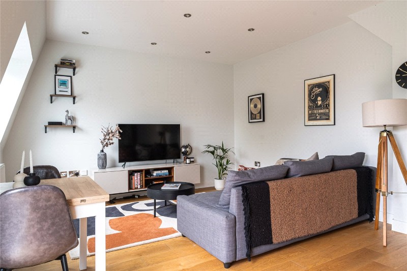 Palace Road, London, SW2