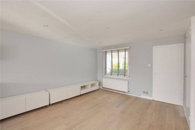 Manor Way, London, SE3