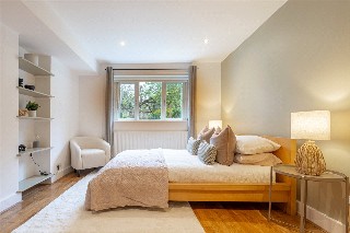 Mount Ephraim Road, London, SW16
