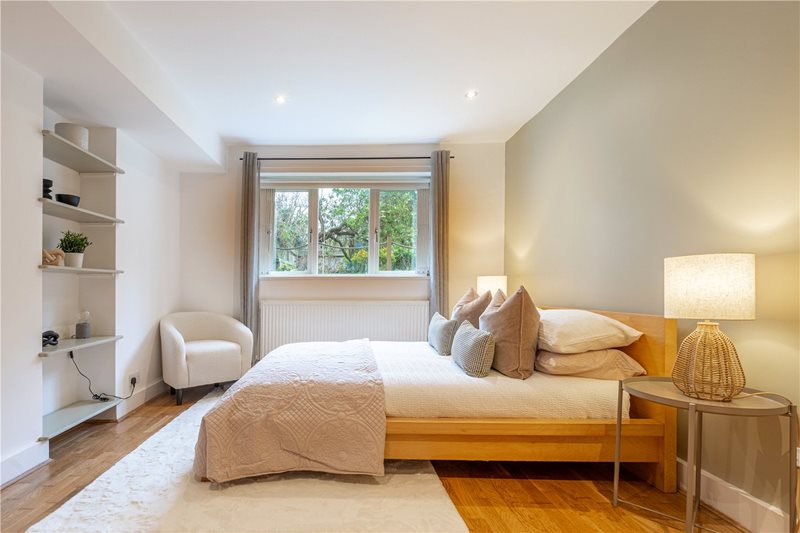 Mount Ephraim Road, London, SW16