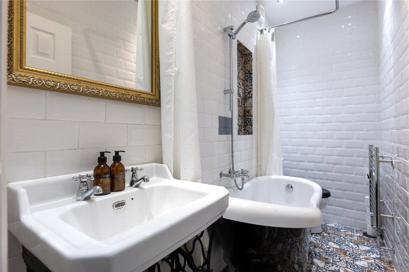 Rotherwood Road, London, SW15