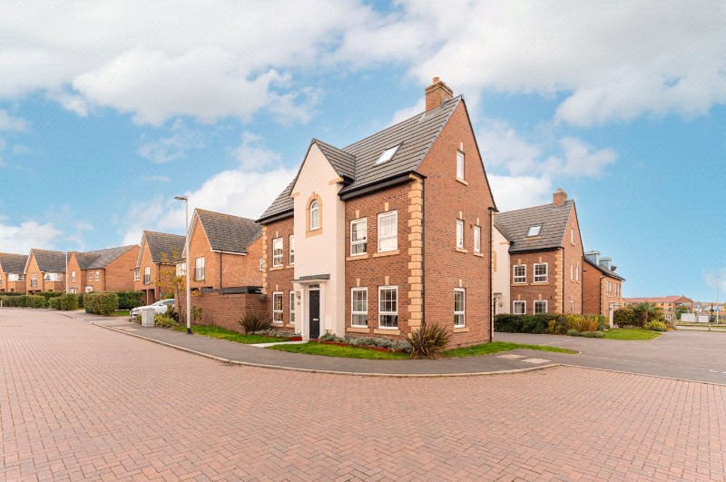 Harper Close, Warwick, Warwickshire, CV34