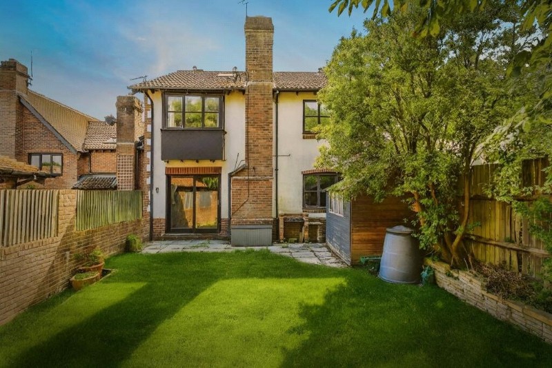 Old Cottage Close, West Wellow, Romsey, Hampshire, SO51