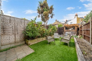 Byton Road, London, SW17