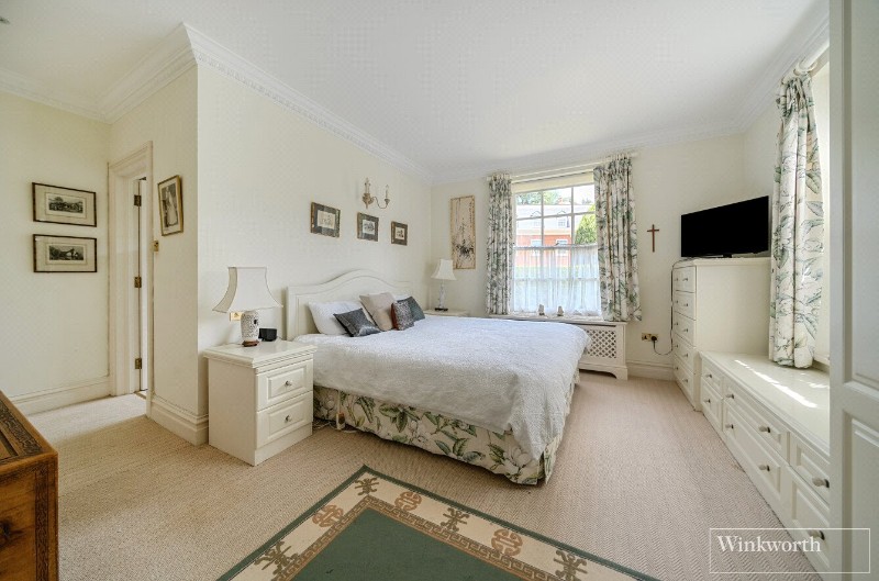 Cross Road, Sunningdale, Berkshire, SL5