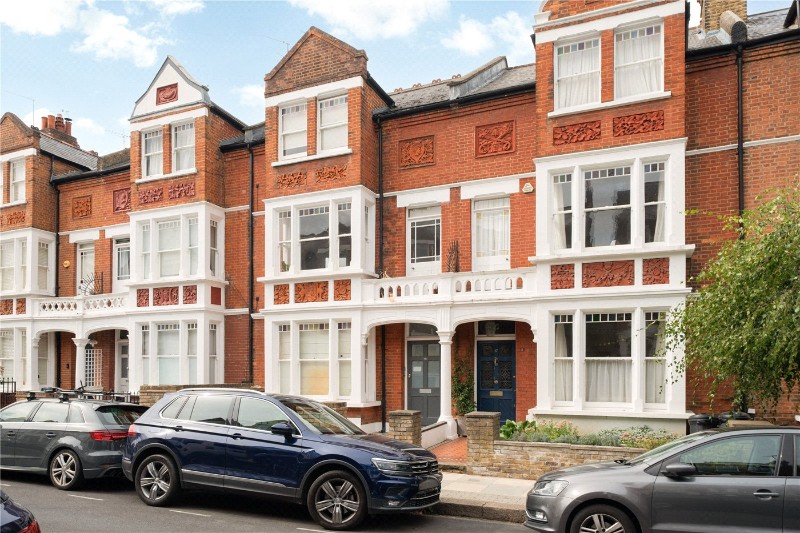 Carmalt Gardens, London, SW15