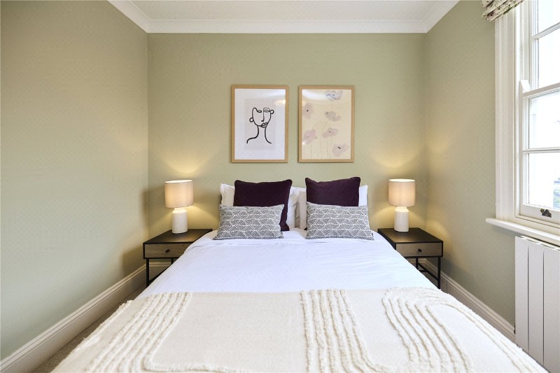 Ordnance Mews, London, NW8
