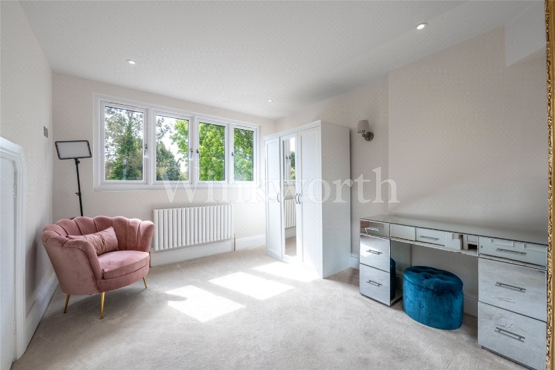 Sanderstead Avenue, London, NW2