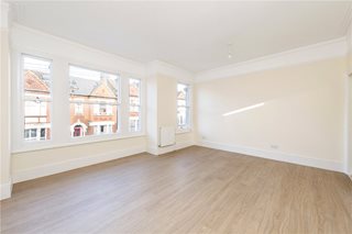 Kingscourt Road, London, SW16