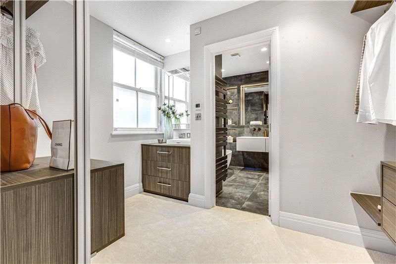 Westmoreland Road, Barnes, London, SW13