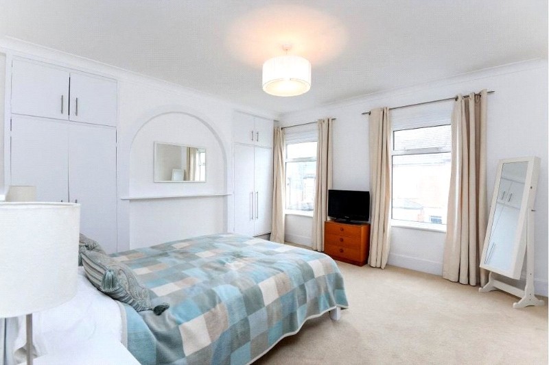 Moxon Street, High Barnet, EN5