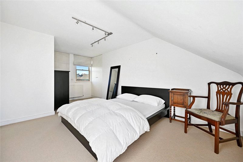 Thorpebank Road, London, W12