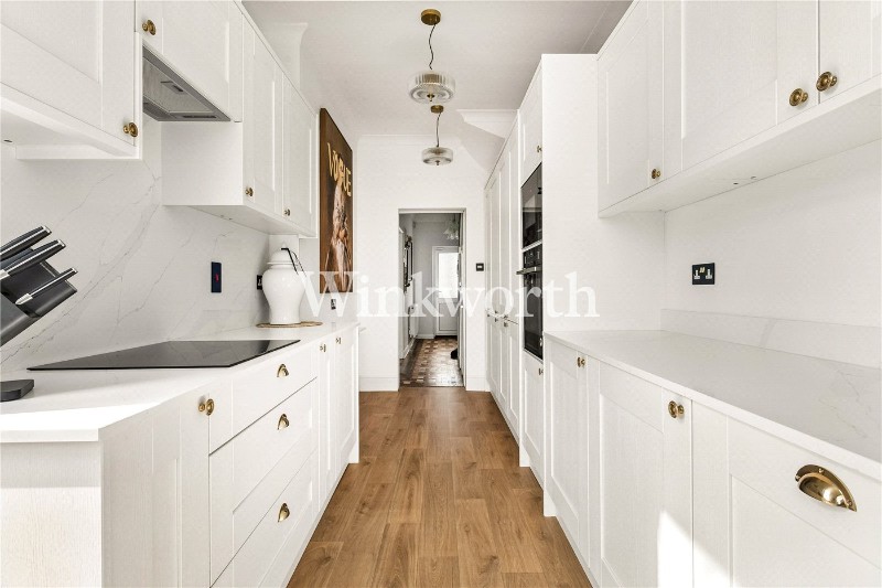 Hamilton Crescent, London, N13
