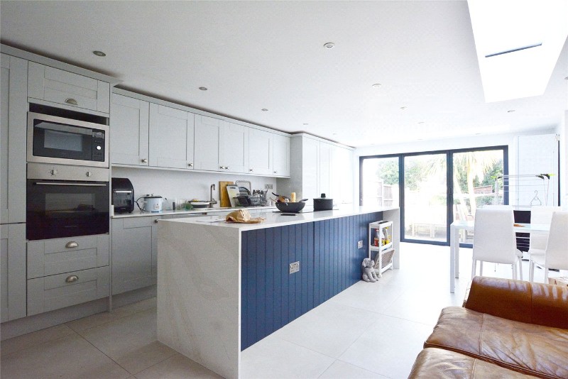 Burwash Road, London, SE18