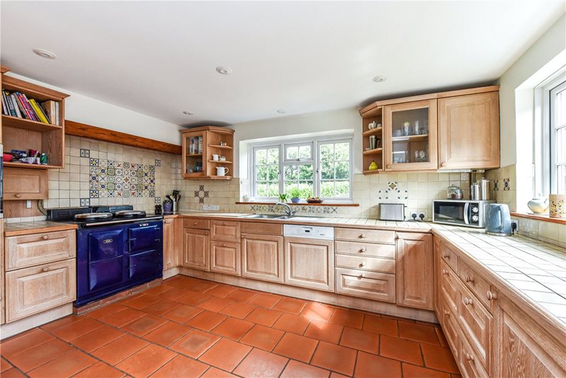 Stoner Hill Road, Froxfield, Petersfield, GU32