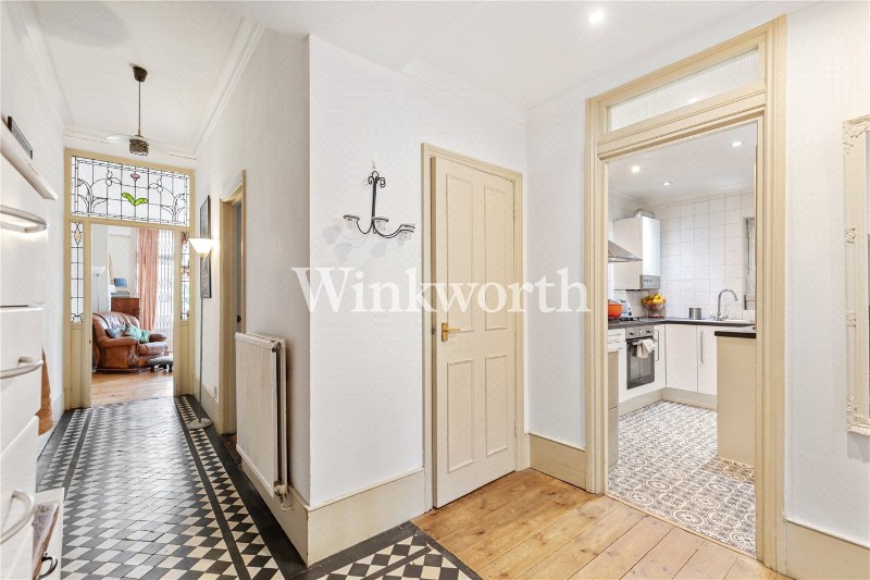 Fox Lane, London, N13