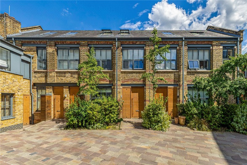 Porteus Place, London, UK, SW4
