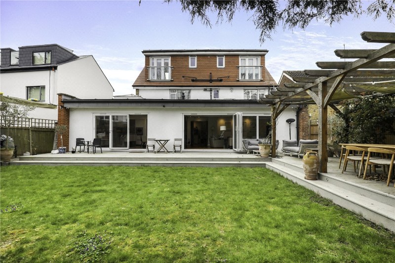 Hazelwood Close, London, W5
