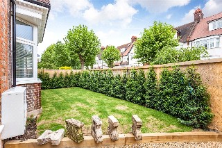Templars Avenue, London, NW11