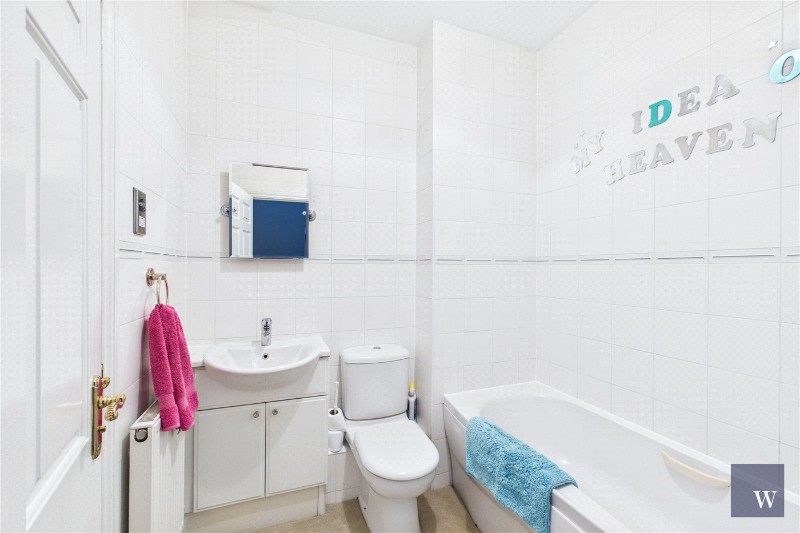 Henry Tate Mews, London, SW16