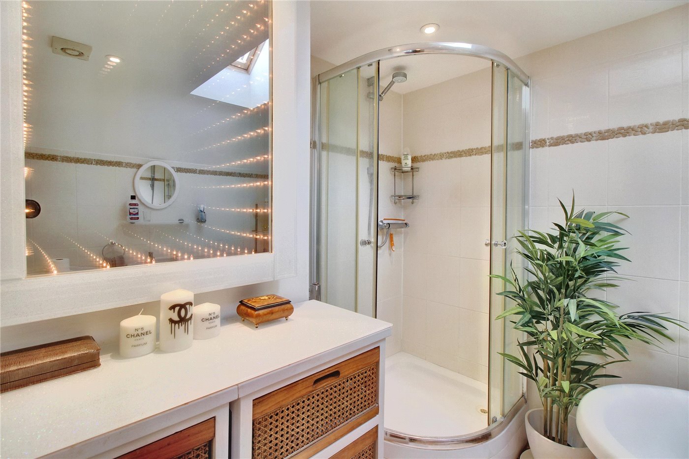 Bed 1 En-Suite