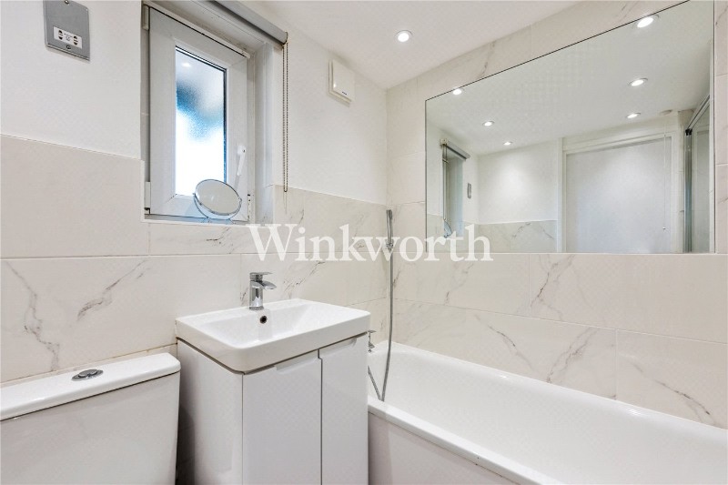 Victoria Crescent, London, N15