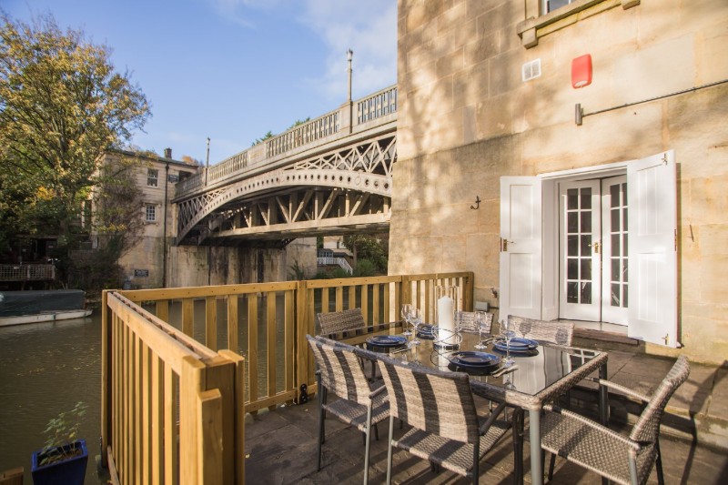 1 Cleveland Bridge, Bath, Somerset, BA1