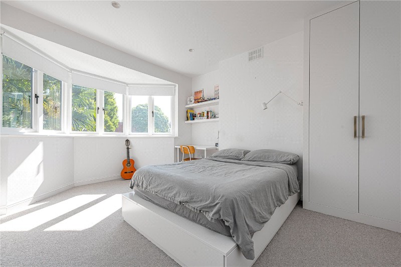 Kings Road, London, NW10