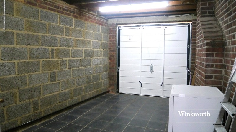 Ashurst Road, Cockfosters, EN4