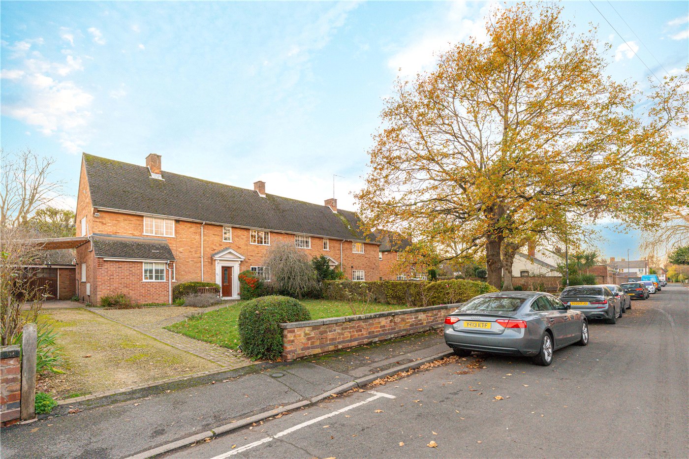 Cliffe Road To House