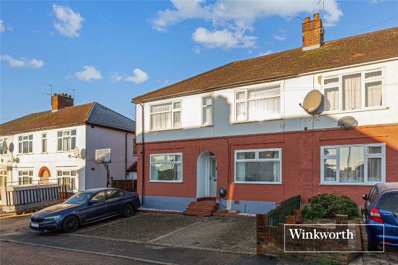 Marlborough Gardens, Whetstone, London, N20