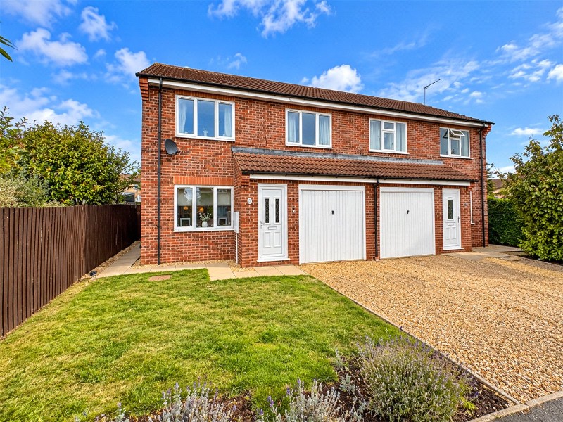 Cypress Close, Sleaford, Lincolnshire, NG34