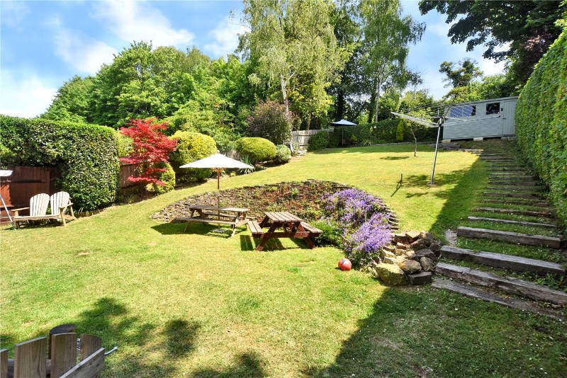 Outwood Lane, Chipstead, Coulsdon, CR5