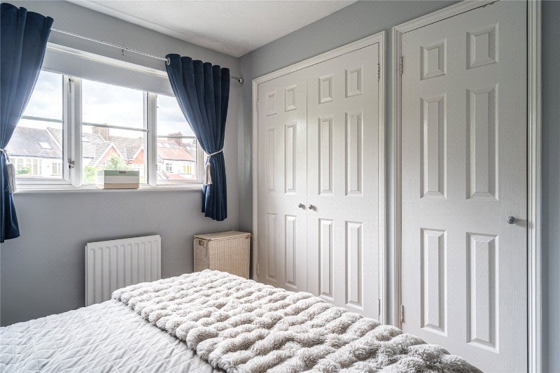 Mitcham Lane, London, SW16