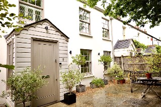 Wiggins Lane, Richmond, TW10