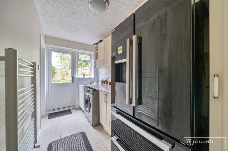 Weston Grove, Bagshot, Surrey, GU19